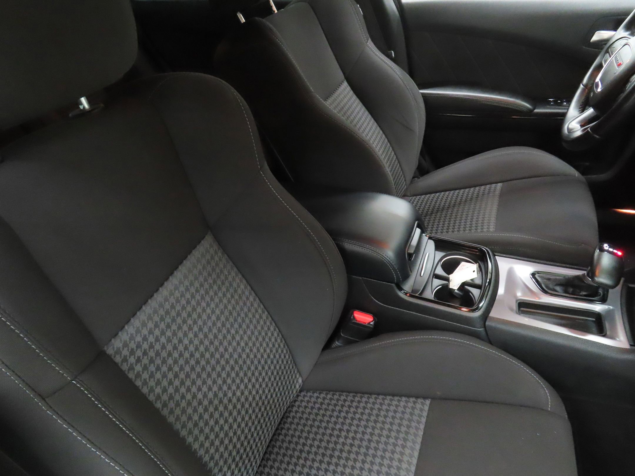 Used 2023 Dodge Charger R/T w/ Blacktop Package image 23