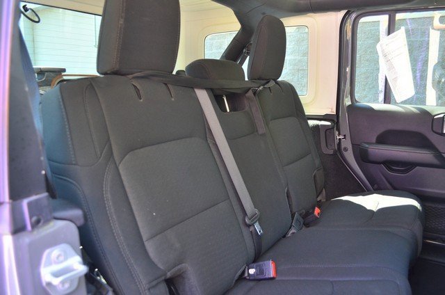 Used 2021 Jeep Wrangler Unlimited Sahara image 36