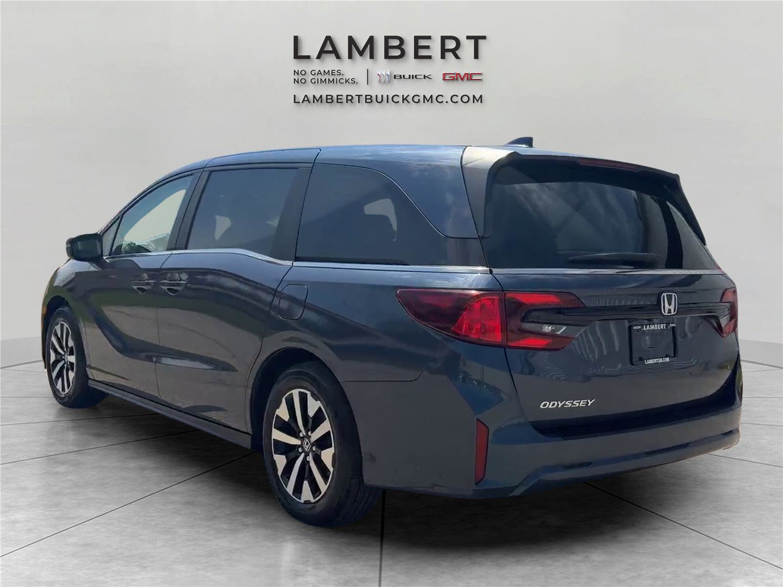 Used 2025 Honda Odyssey EX-L image 3