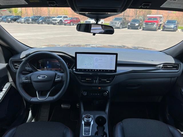 Used 2023 Ford Escape ST-Line w/ Tech Pack #1 AWD/4WD image 19