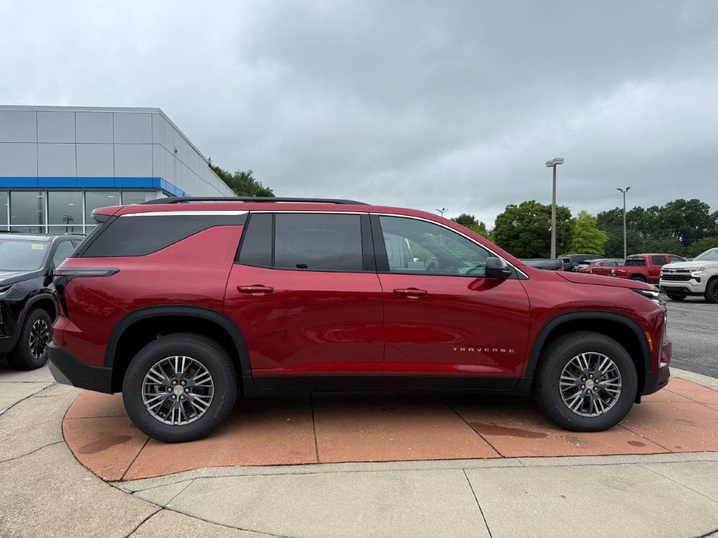 New 2026 Chevrolet Traverse LT w/ Driver Confidence Package FWD image 6