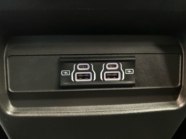 Used 2024 Jeep Grand Cherokee Laredo image 18