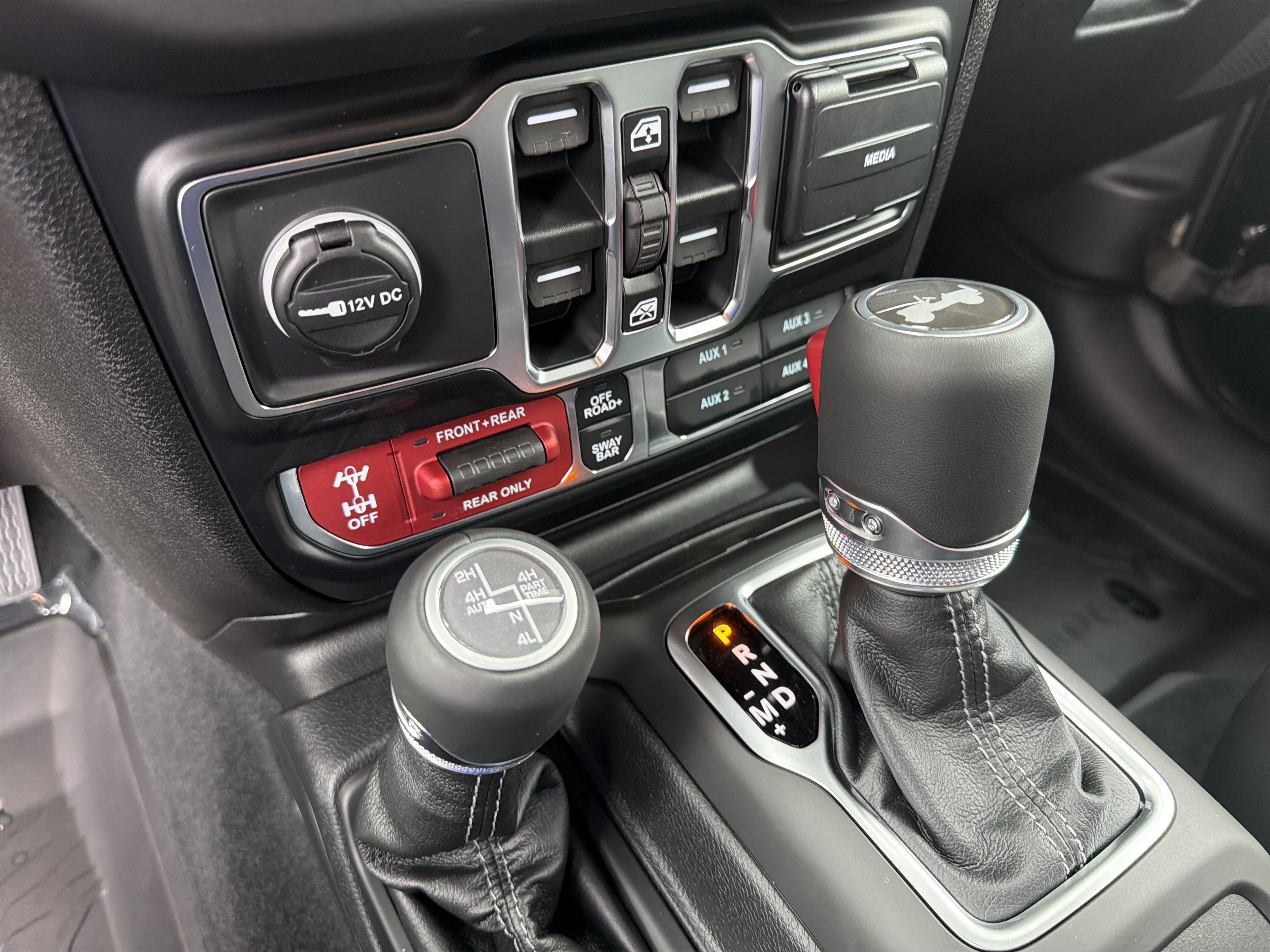 New 2026 Jeep Wrangler Unlimited Rubicon AWD/4WD image 34
