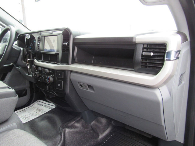 Used 2025 Ford F600 4x4 Regular Cab Super Duty w/ XL Chrome Package image 15