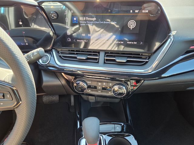 New 2026 Chevrolet Trax RS image 25