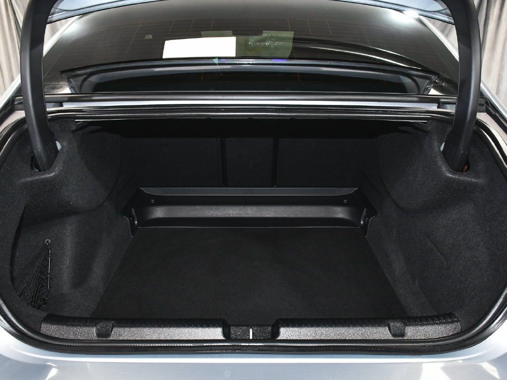 Used 2023 Mercedes-Benz EQE AMG 4MATIC Sedan w/ Winter Package image 77