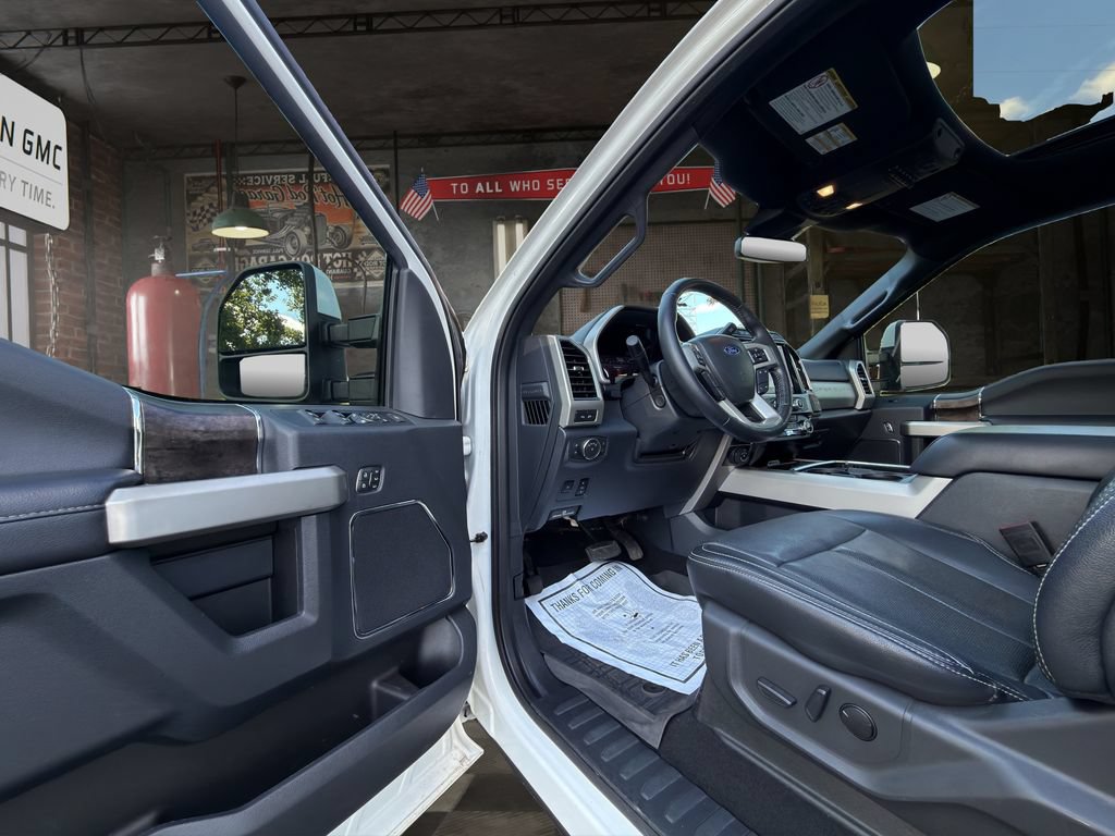 Used 2022 Ford F250 Lariat w/ Tremor Off-Road Package AWD/4WD image 15