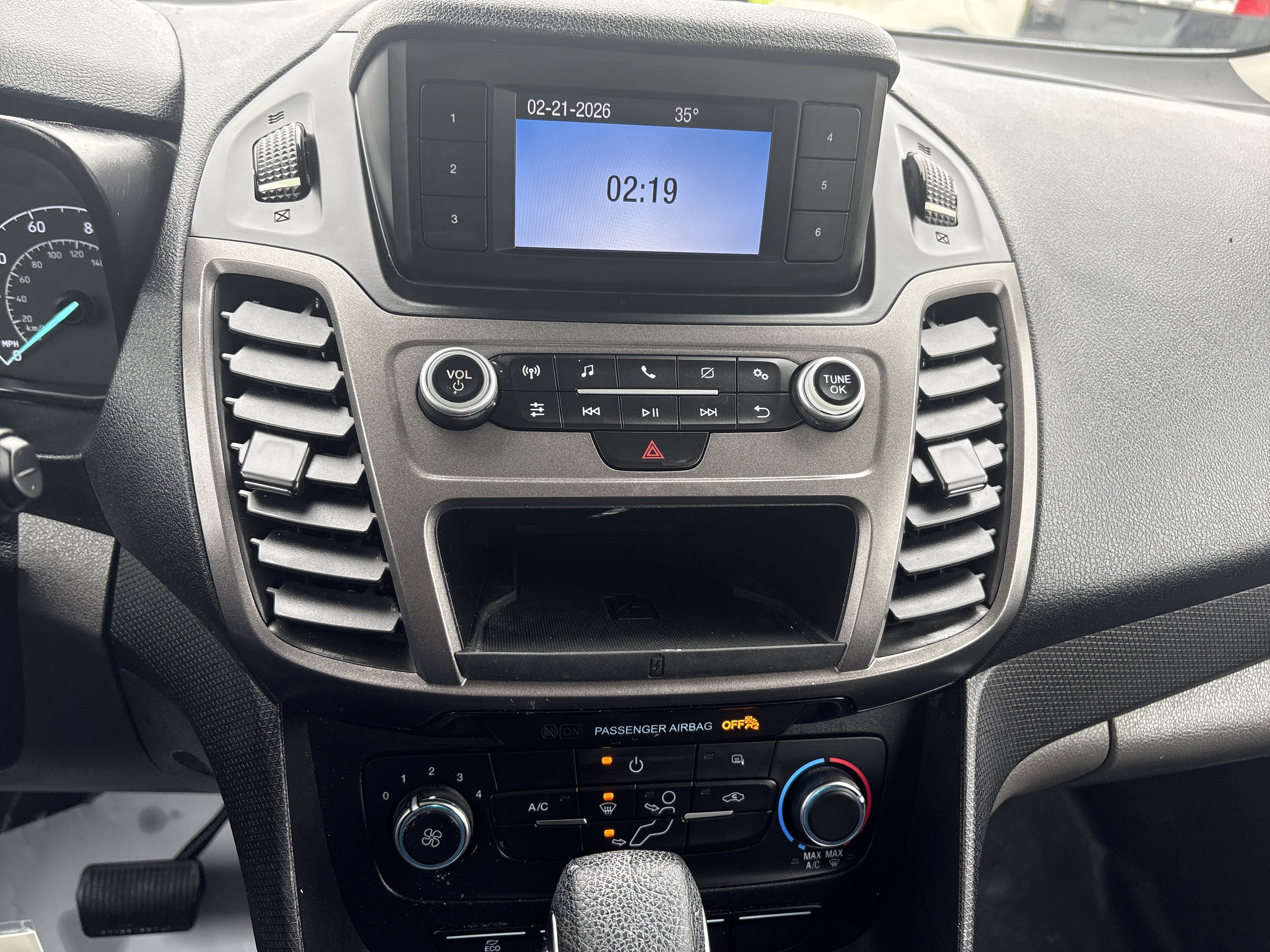 Used 2020 Ford Transit Connect XL image 11