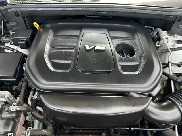 Used 2017 Jeep Grand Cherokee Limited image 33