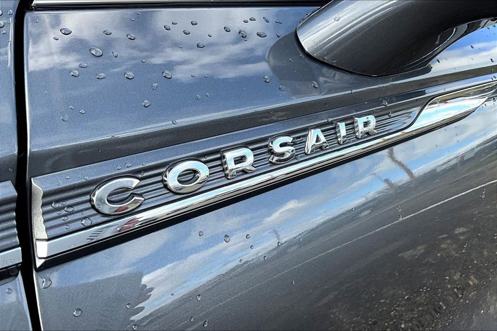 Used 2022 Lincoln Corsair Reserve w/ Equipment Group 201A image 8