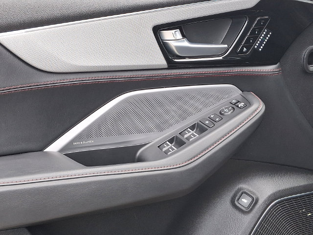 Used 2025 Acura MDX A-Spec AWD/4WD image 20