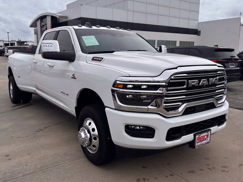 Used 2026 RAM 3500 Laramie AWD/4WD image 7