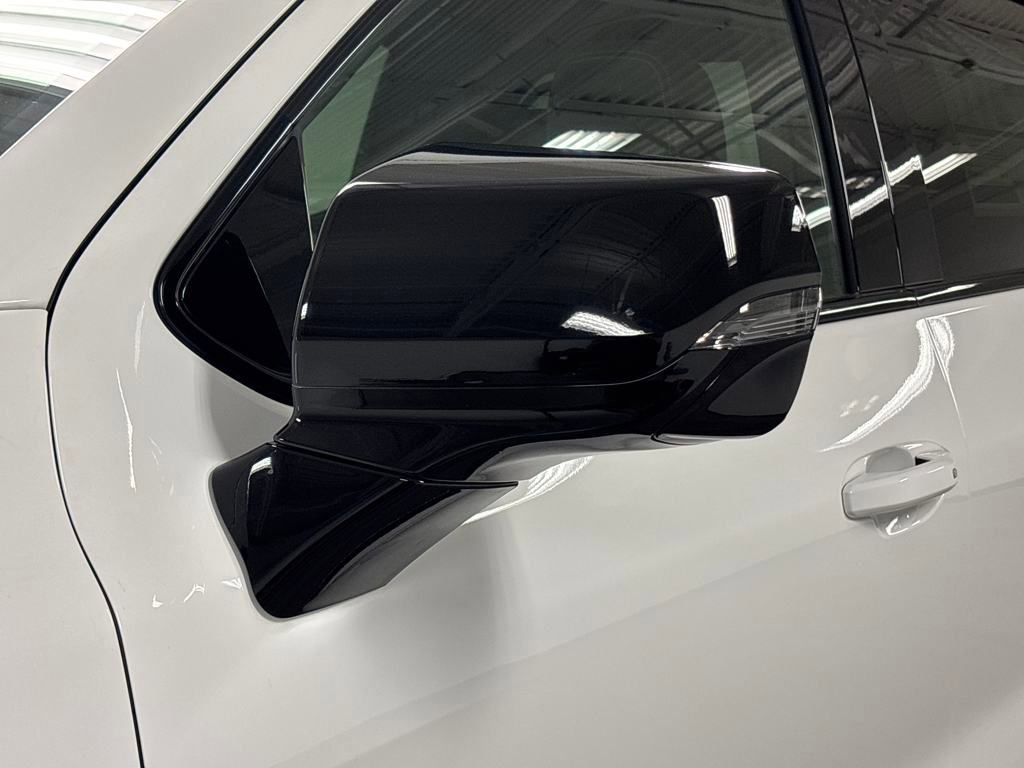 New 2025 GMC Sierra EV Denali image 13