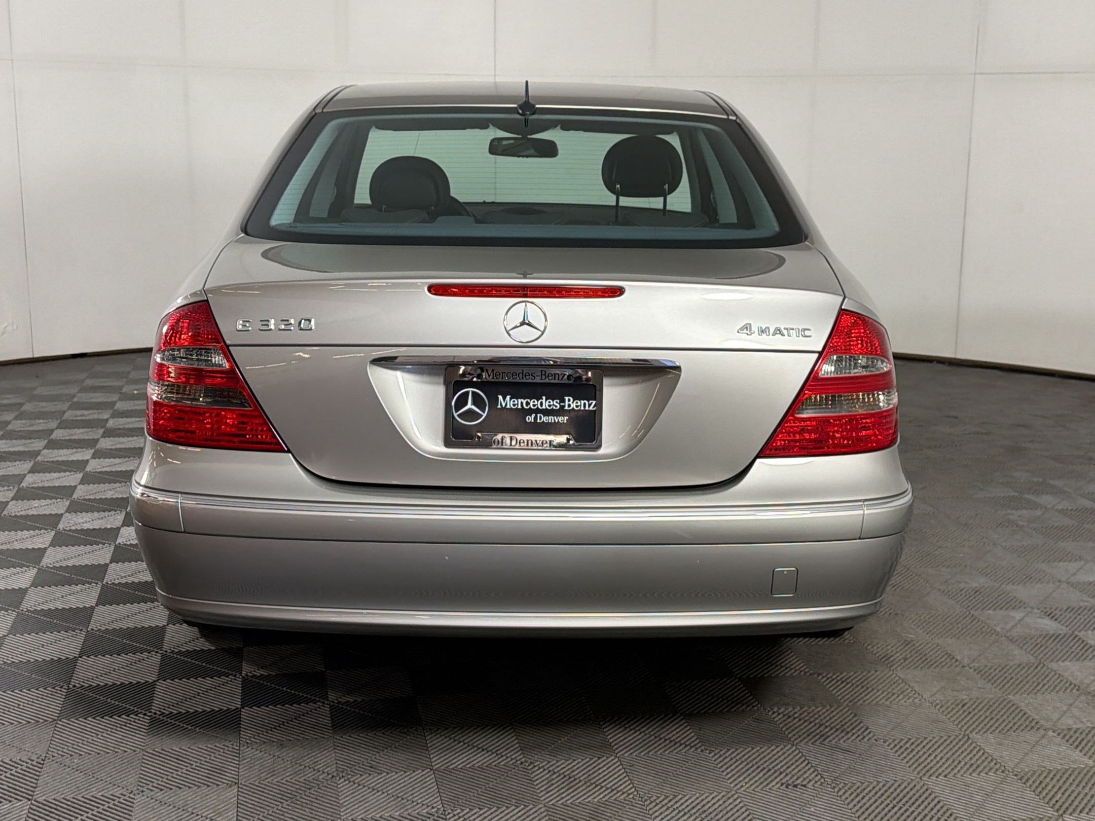 Used 2004 Mercedes-Benz E 320 4MATIC Sedan image 10