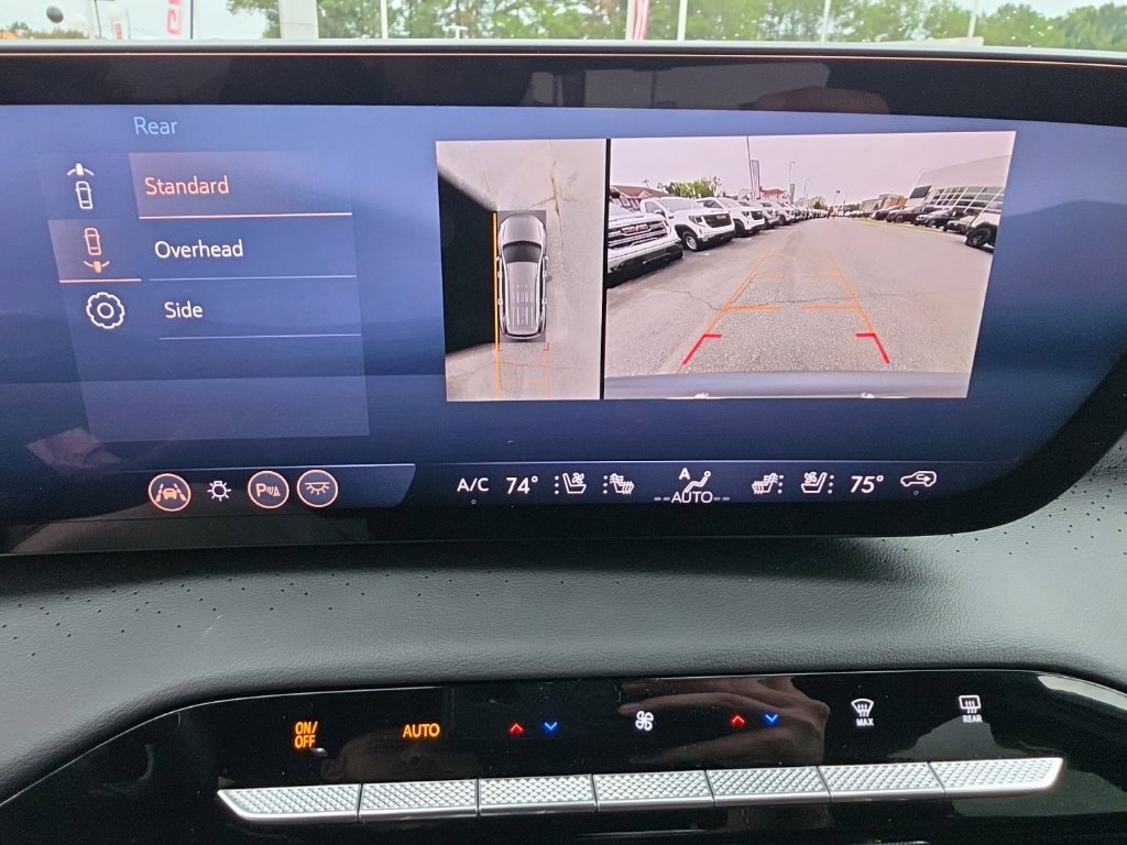 Used 2025 Buick Enclave Avenir w/ Super Cruise Package FWD image 30