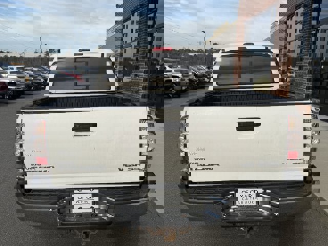 Used 2009 Toyota Tacoma 4x4 Double Cab w/ TRD Off-Road Pkg image 5