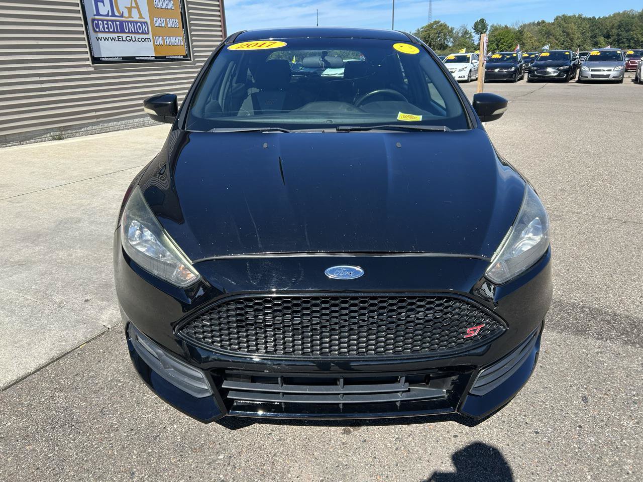 Used 2017 Ford Focus ST FWD image 2