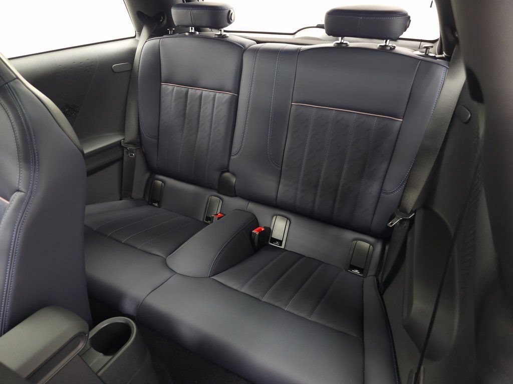 Used 2025 MINI Cooper S FWD image 31