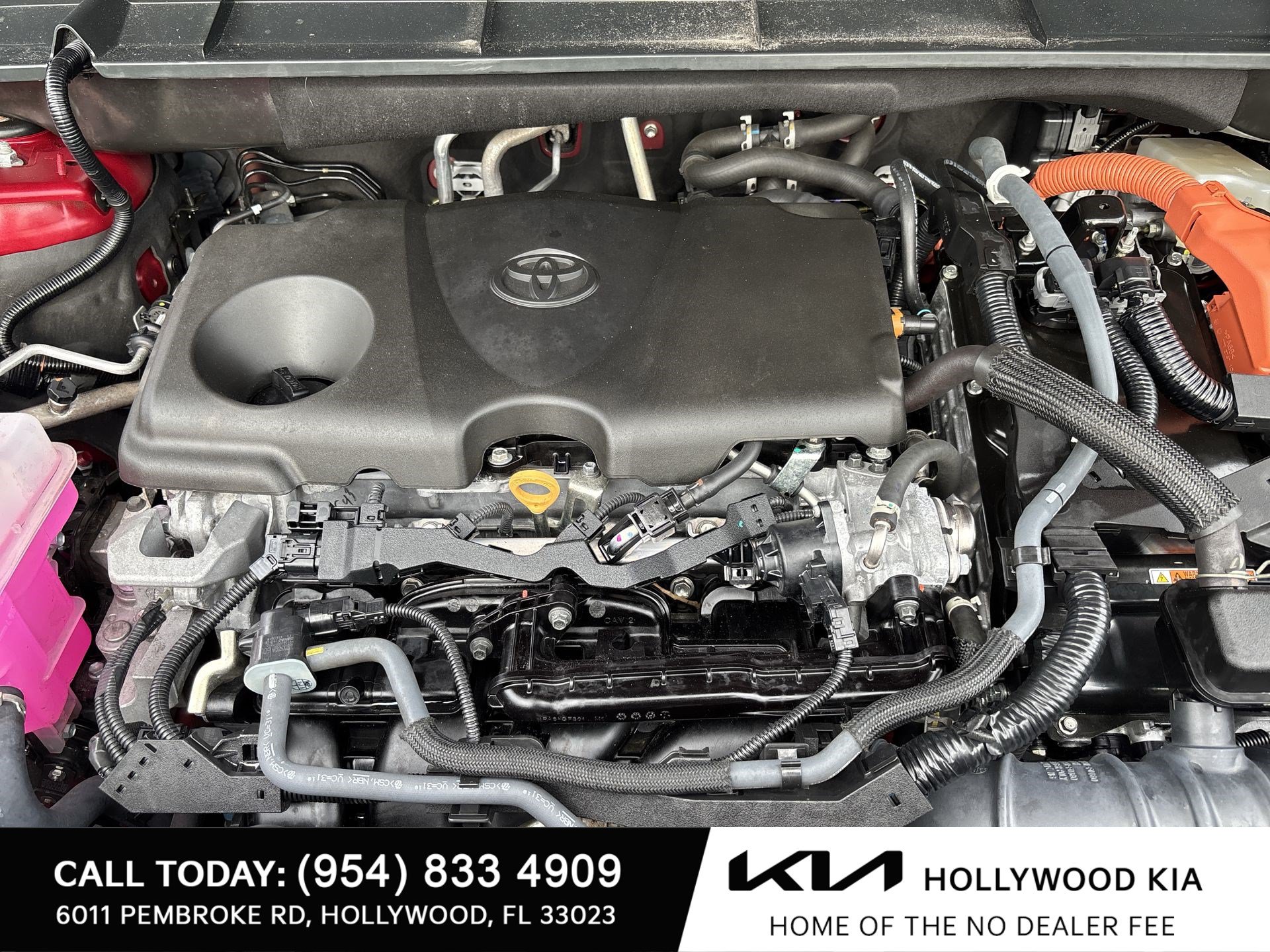 Used 2025 Toyota Highlander XLE AWD/4WD image 18