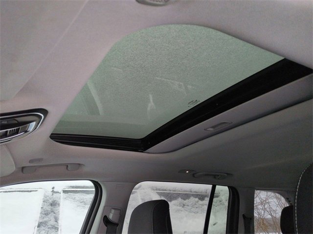 Used 2024 Jeep Grand Cherokee Laredo X image 22