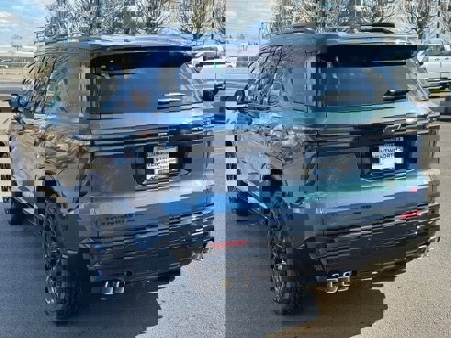 New 2026 Chevrolet Traverse RS image 5