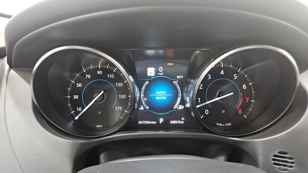 Used 2020 Jaguar F-PACE Premium image 39