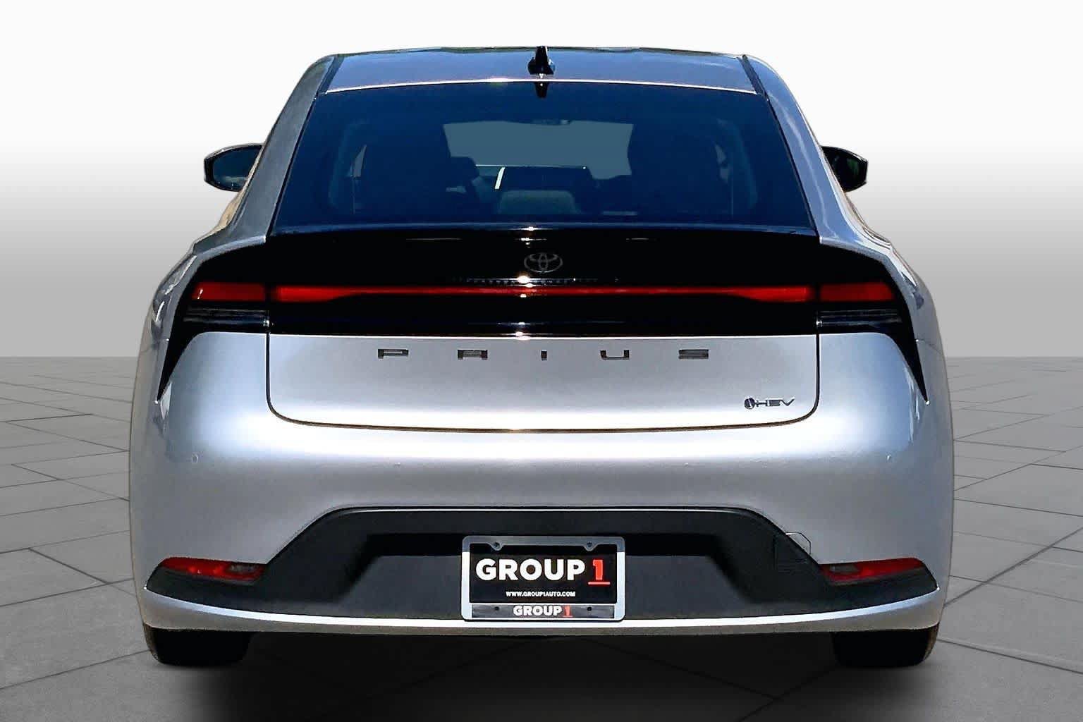 New 2026 Toyota Prius LE FWD image 4