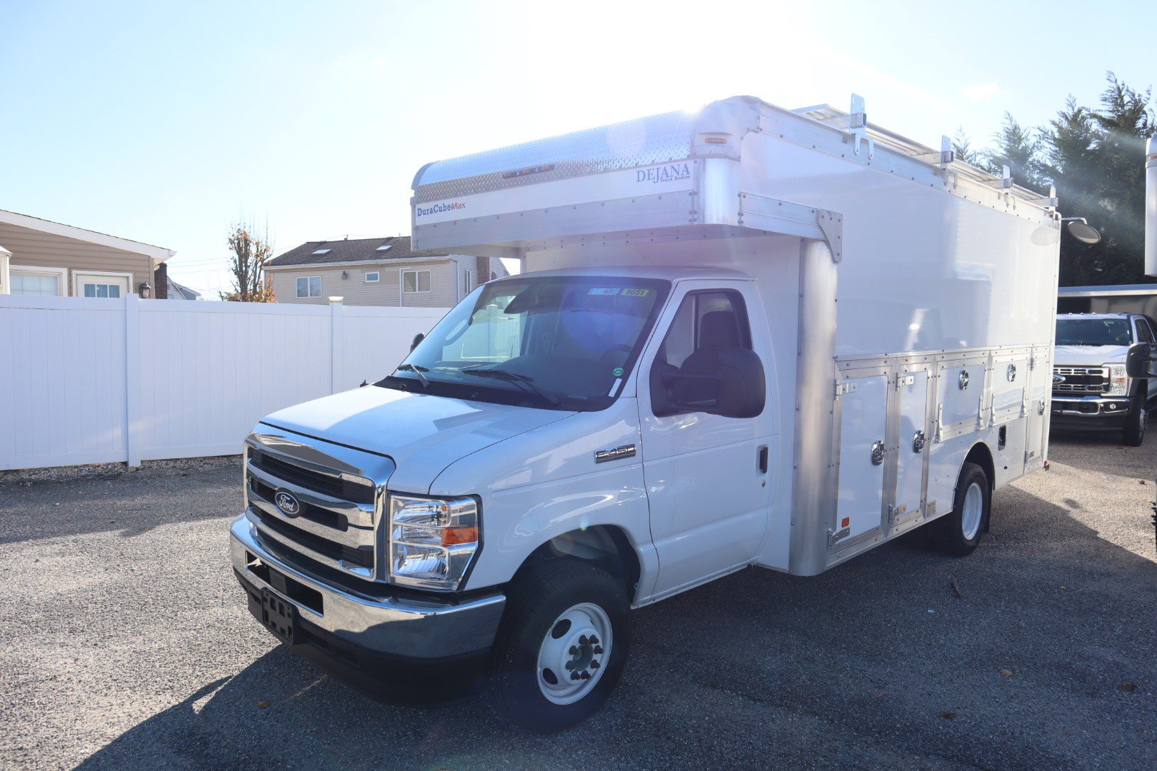 New 2026 Ford E-450 and Econoline 450 Super Duty w/ Power Equipment Group RWD image 7
