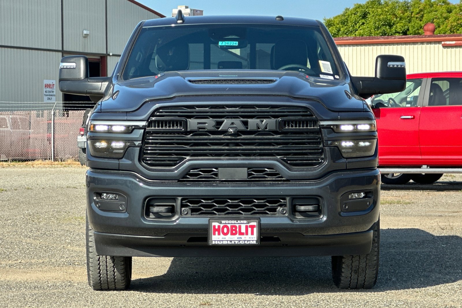New 2026 RAM 2500 Laramie AWD/4WD image 8
