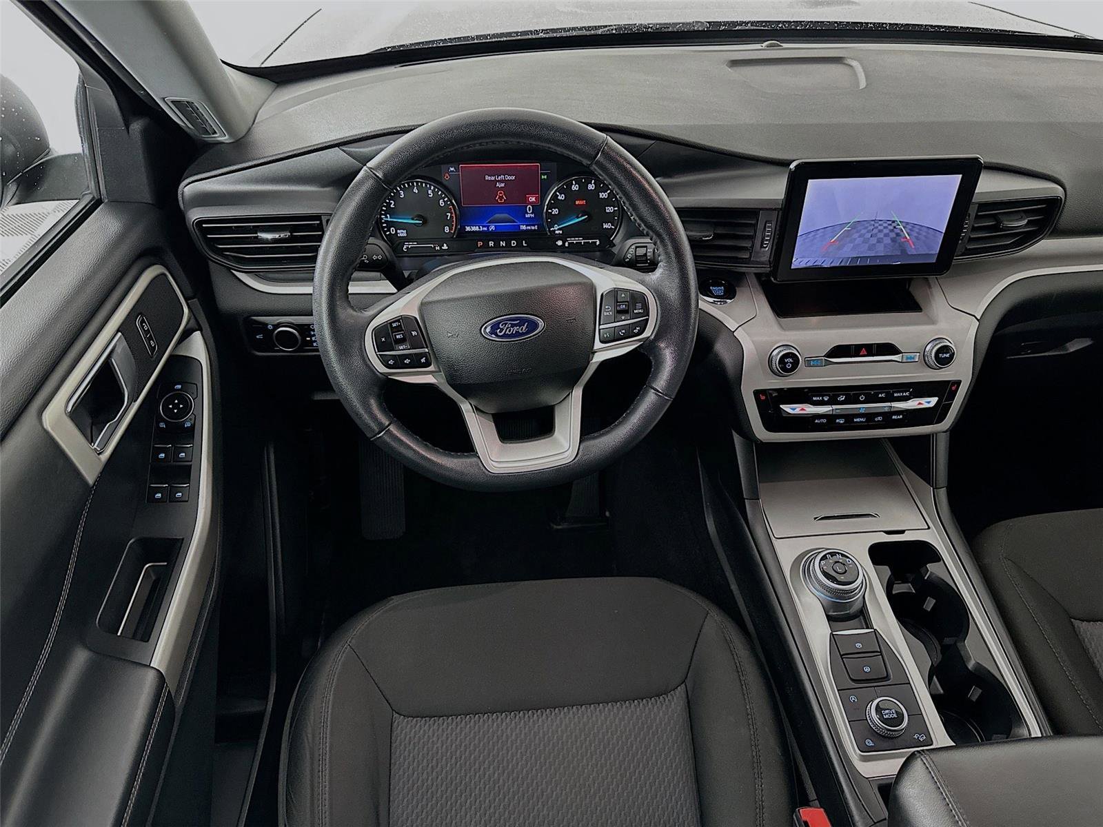 Used 2023 Ford Explorer XLT image 21