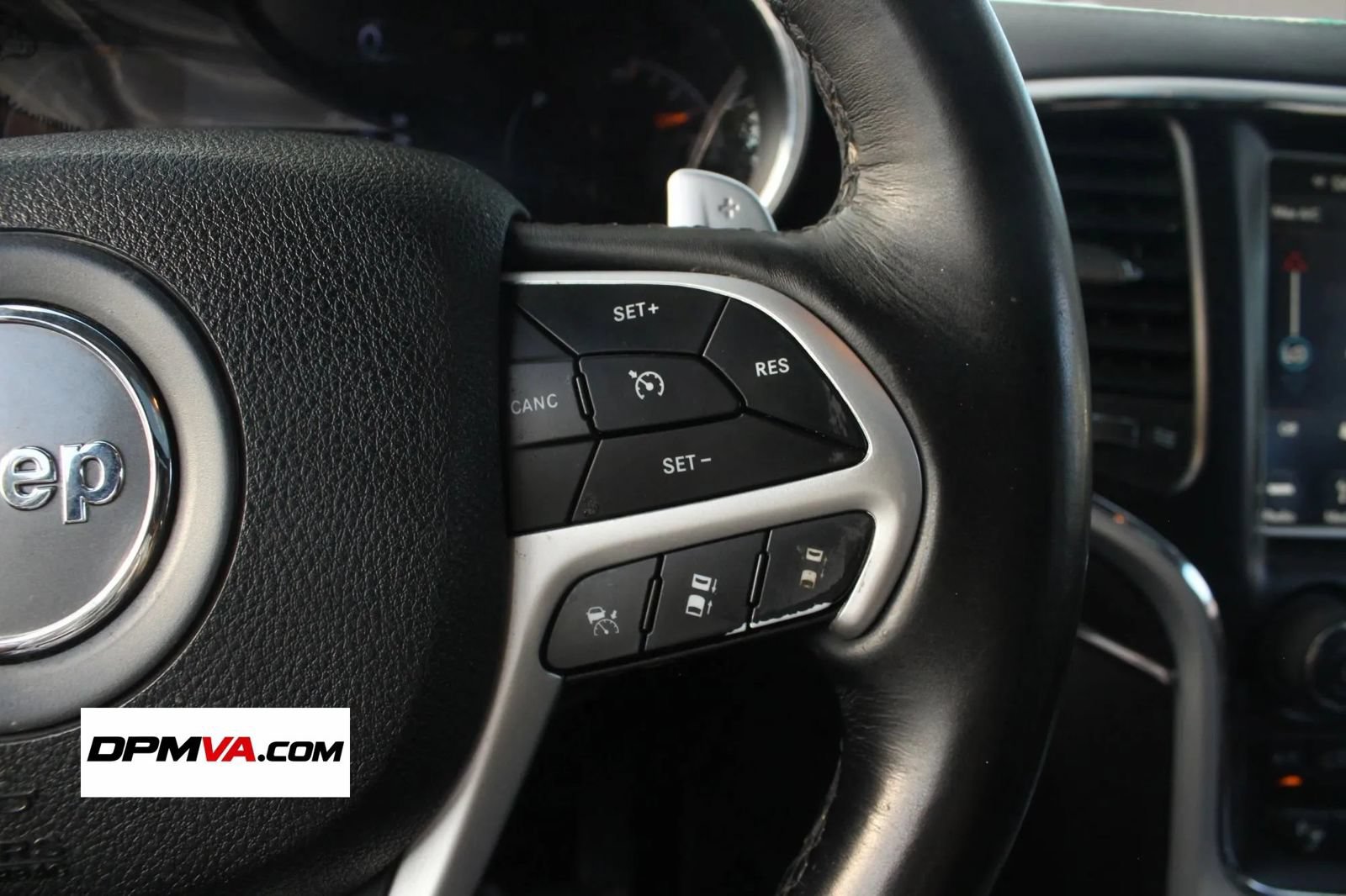 Used 2018 Jeep Grand Cherokee Summit w/ Platinum Series Group AWD/4WD image 28
