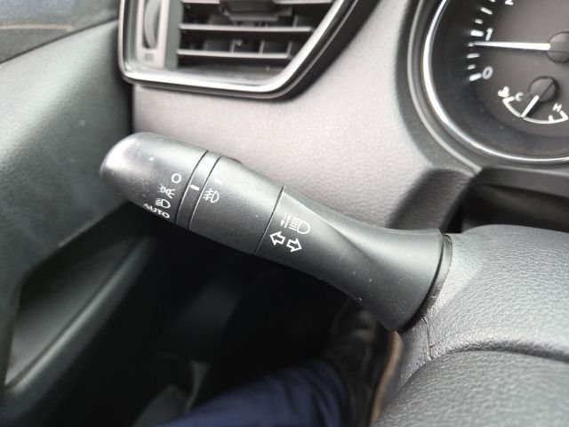 Used 2017 Nissan Rogue SV image 53