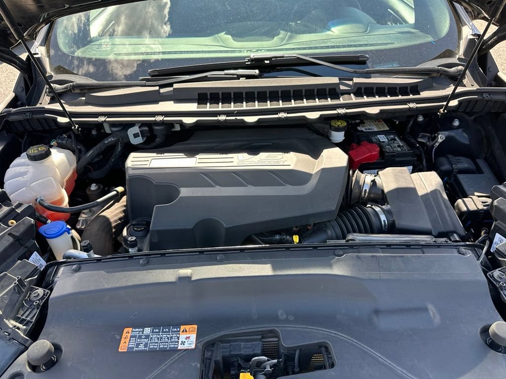 Used 2019 Ford Edge ST w/ Equipment Group 401A AWD/4WD image 38