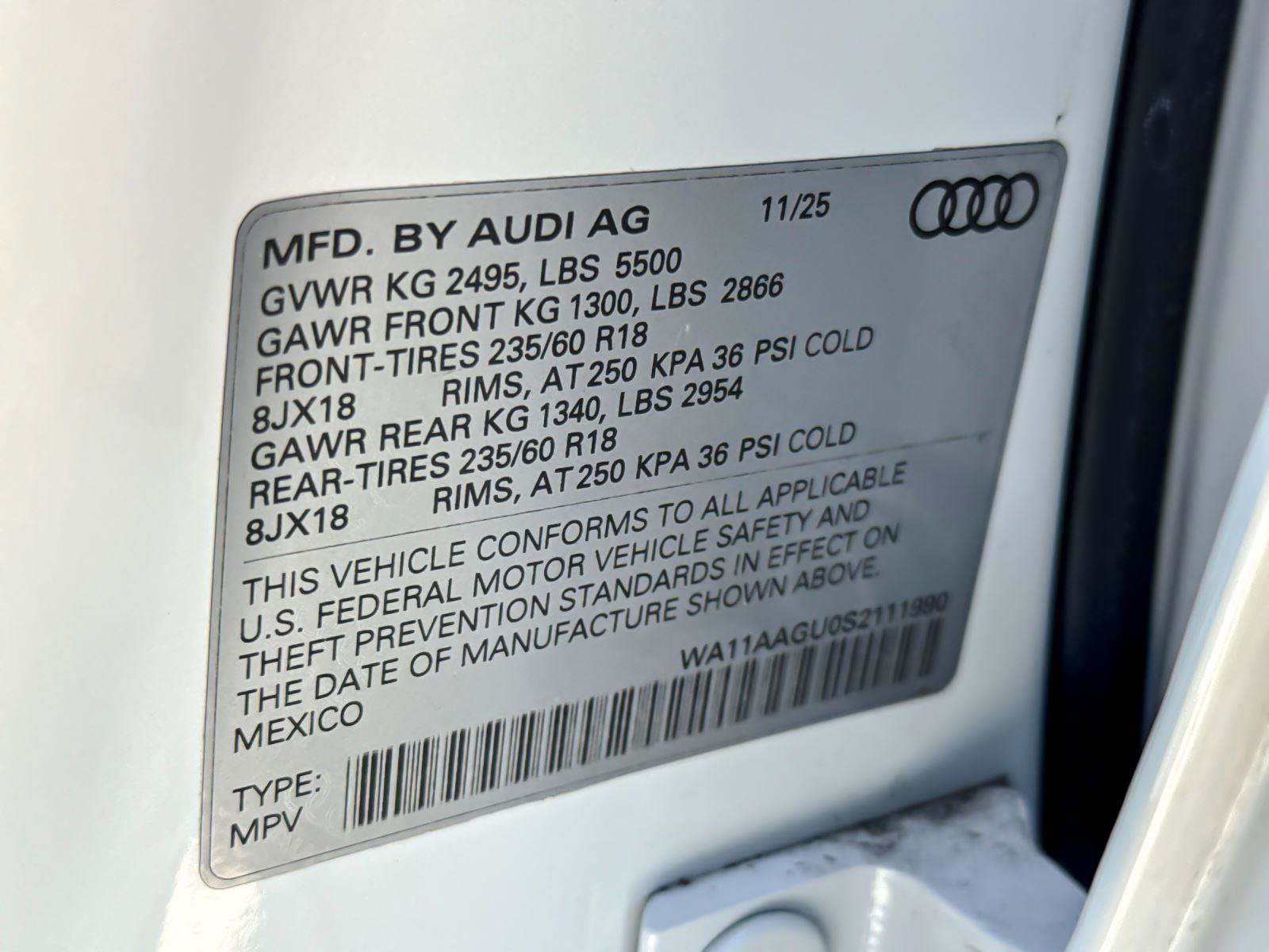 Used 2025 Audi Q5 Premium w/ Convenience Package AWD/4WD image 29