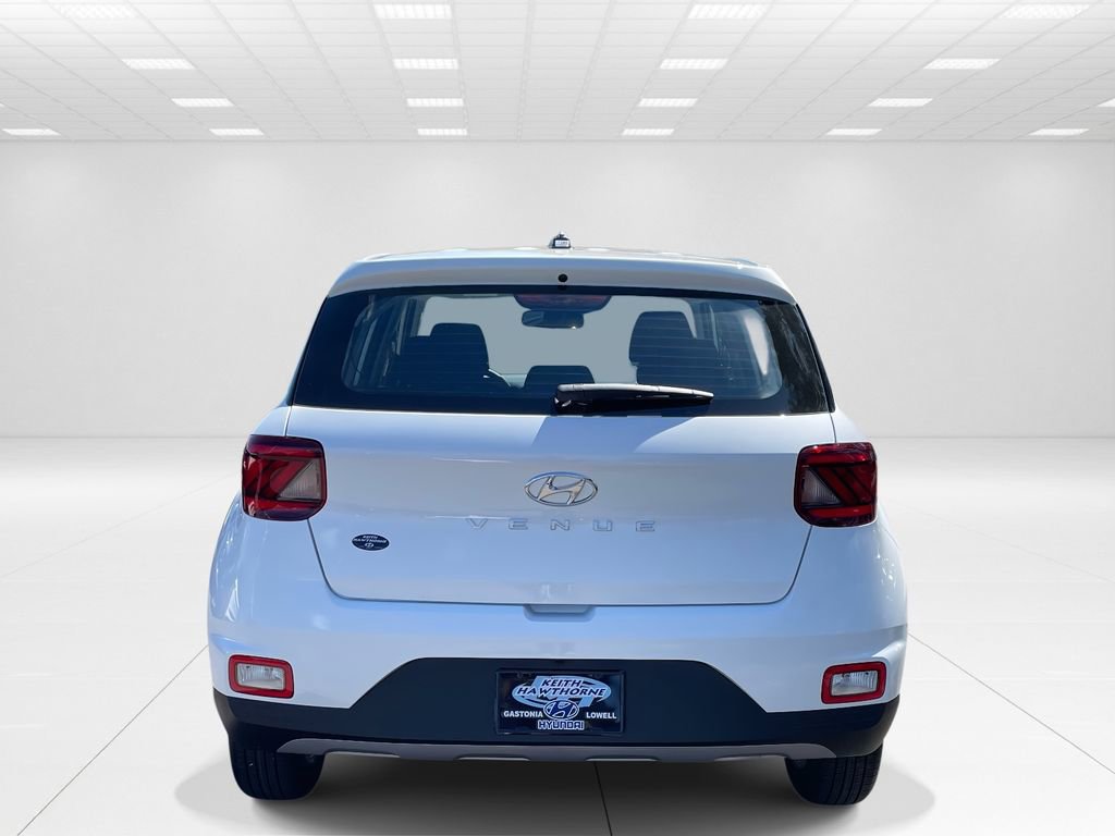 New 2026 Hyundai Venue SE image 5