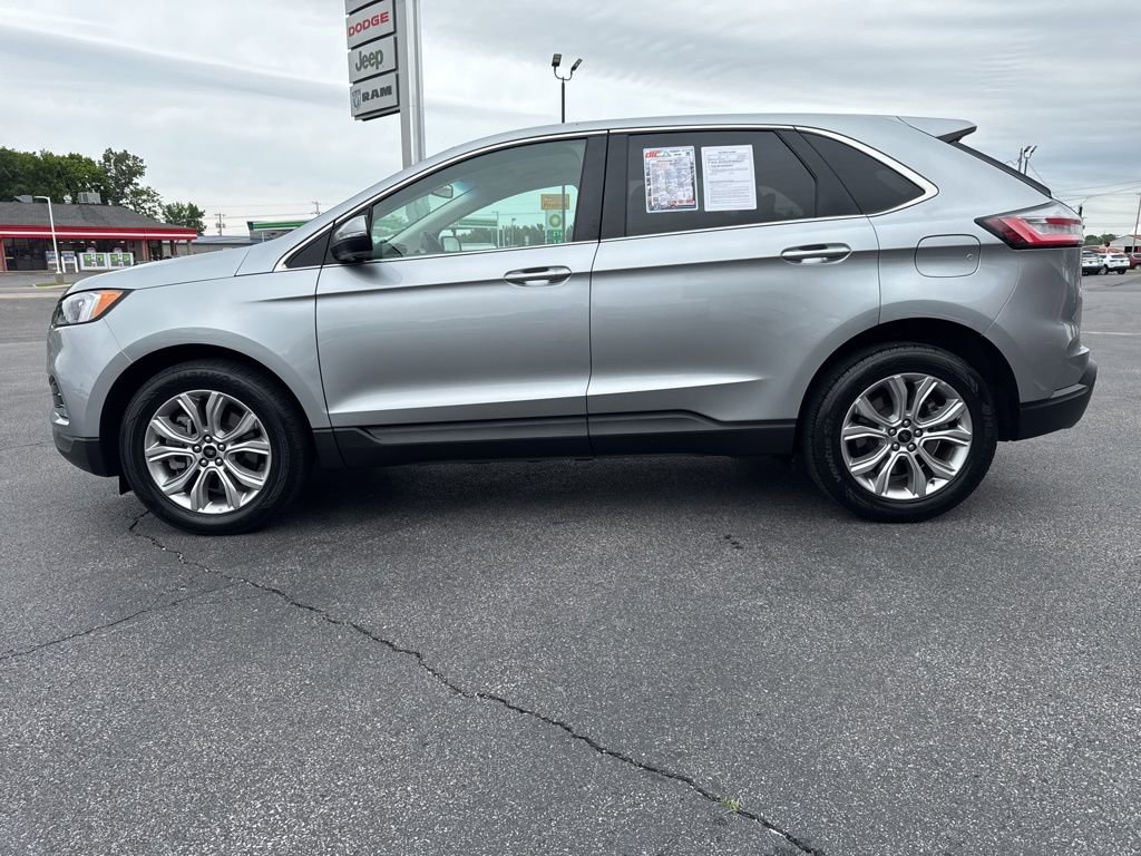 Used 2024 Ford Edge Titanium image 8