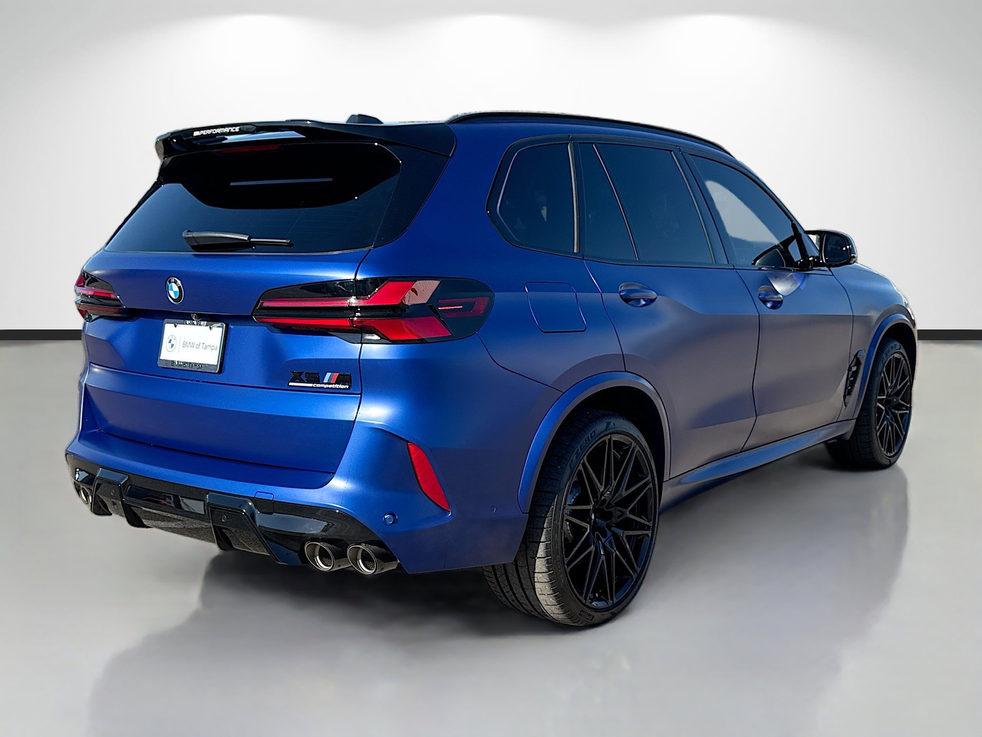 Used 2026 BMW X5 M Competition w/ Executive Package image 3