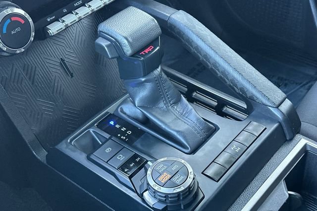 Used 2024 Toyota Tacoma TRD Off-Road image 24