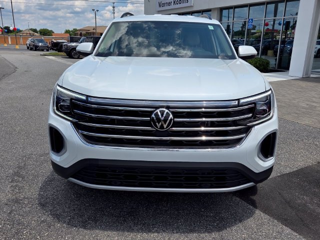 New 2026 Volkswagen Atlas SE FWD image 2