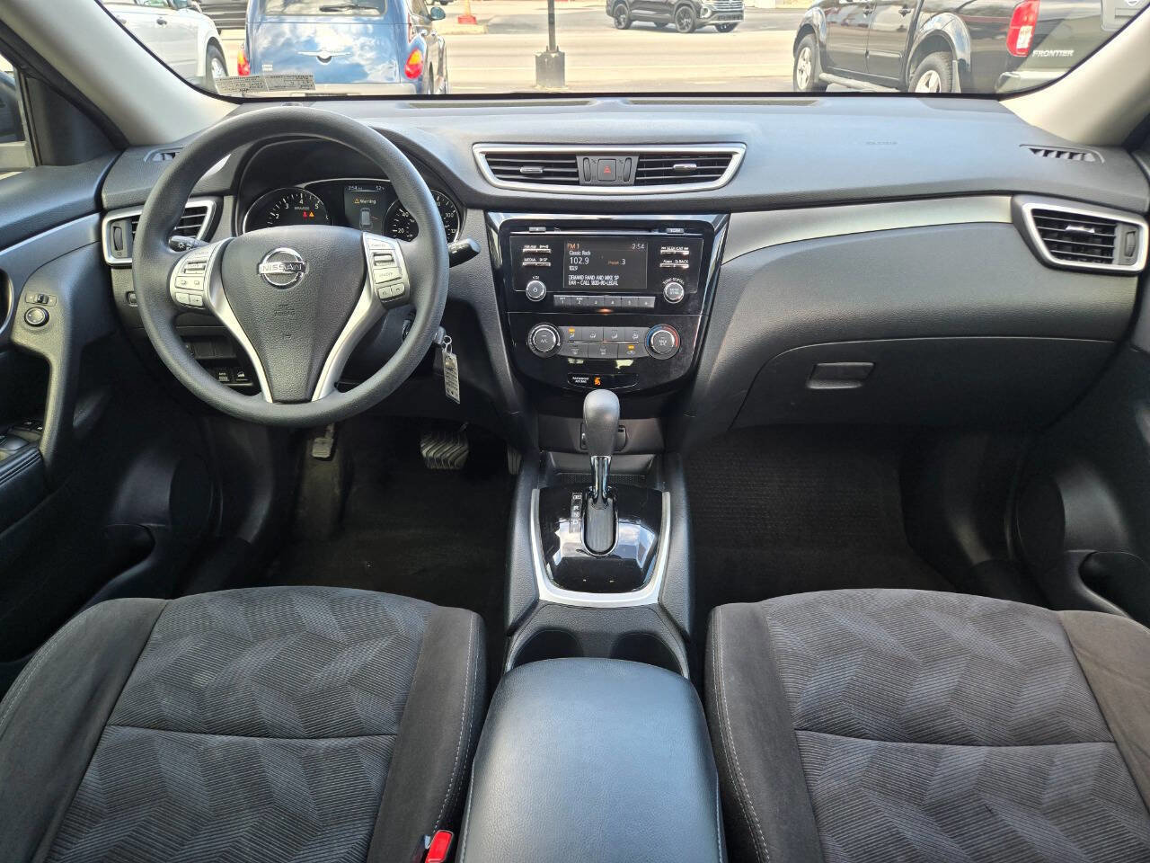 Used 2015 Nissan Rogue S AWD/4WD image 17