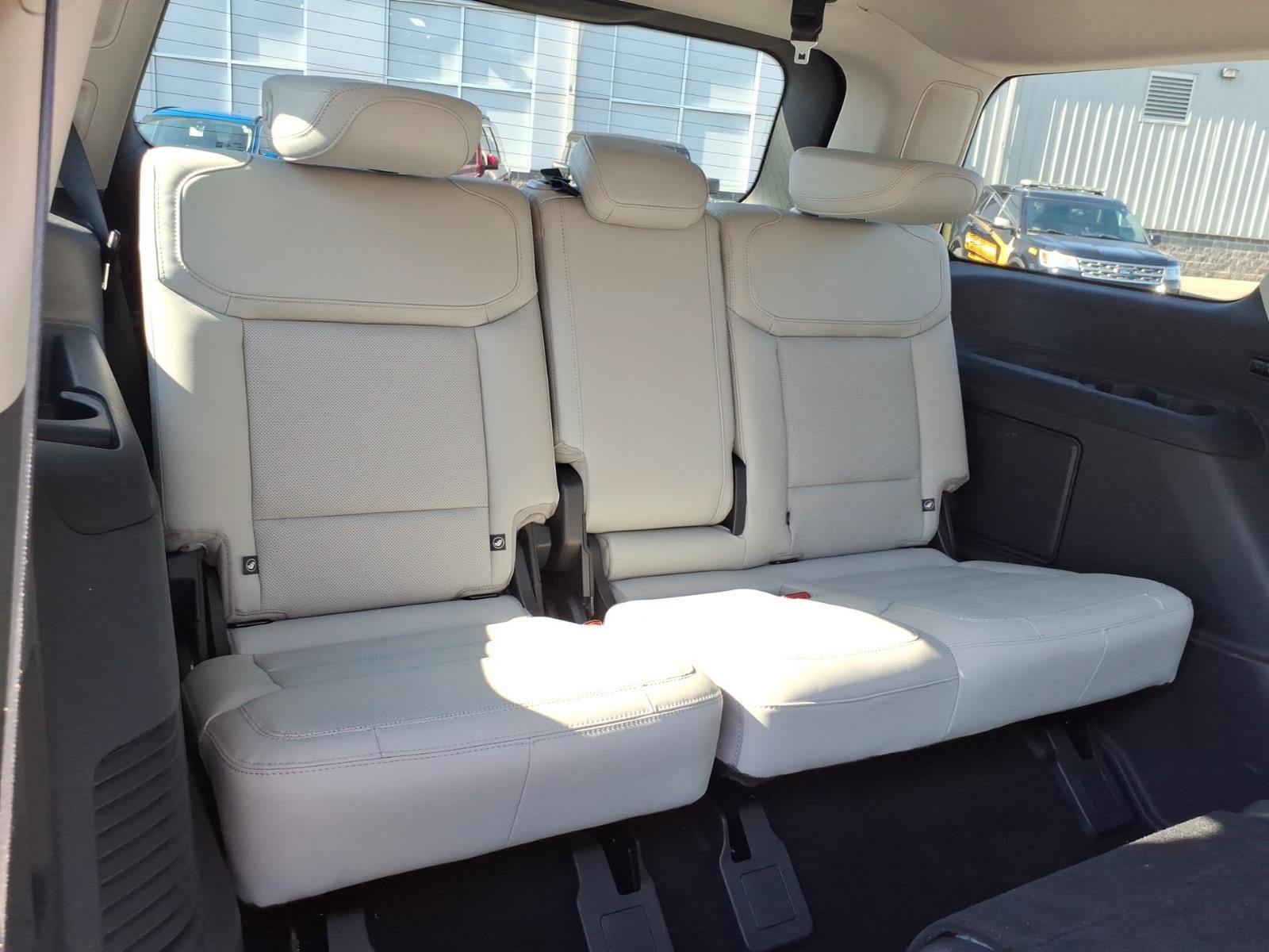 Used 2025 Ford Expedition Platinum AWD/4WD image 10