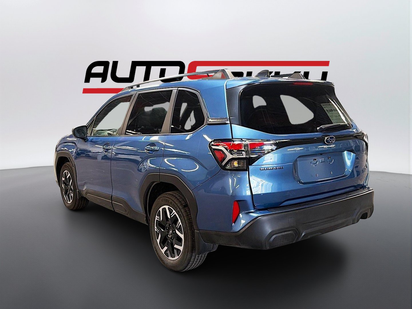 Used 2025 Subaru Forester Premium AWD/4WD image 5