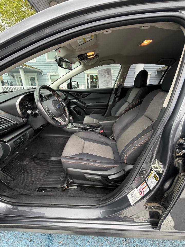 Used 2020 Subaru Crosstrek 2.0i Premium AWD/4WD image 9
