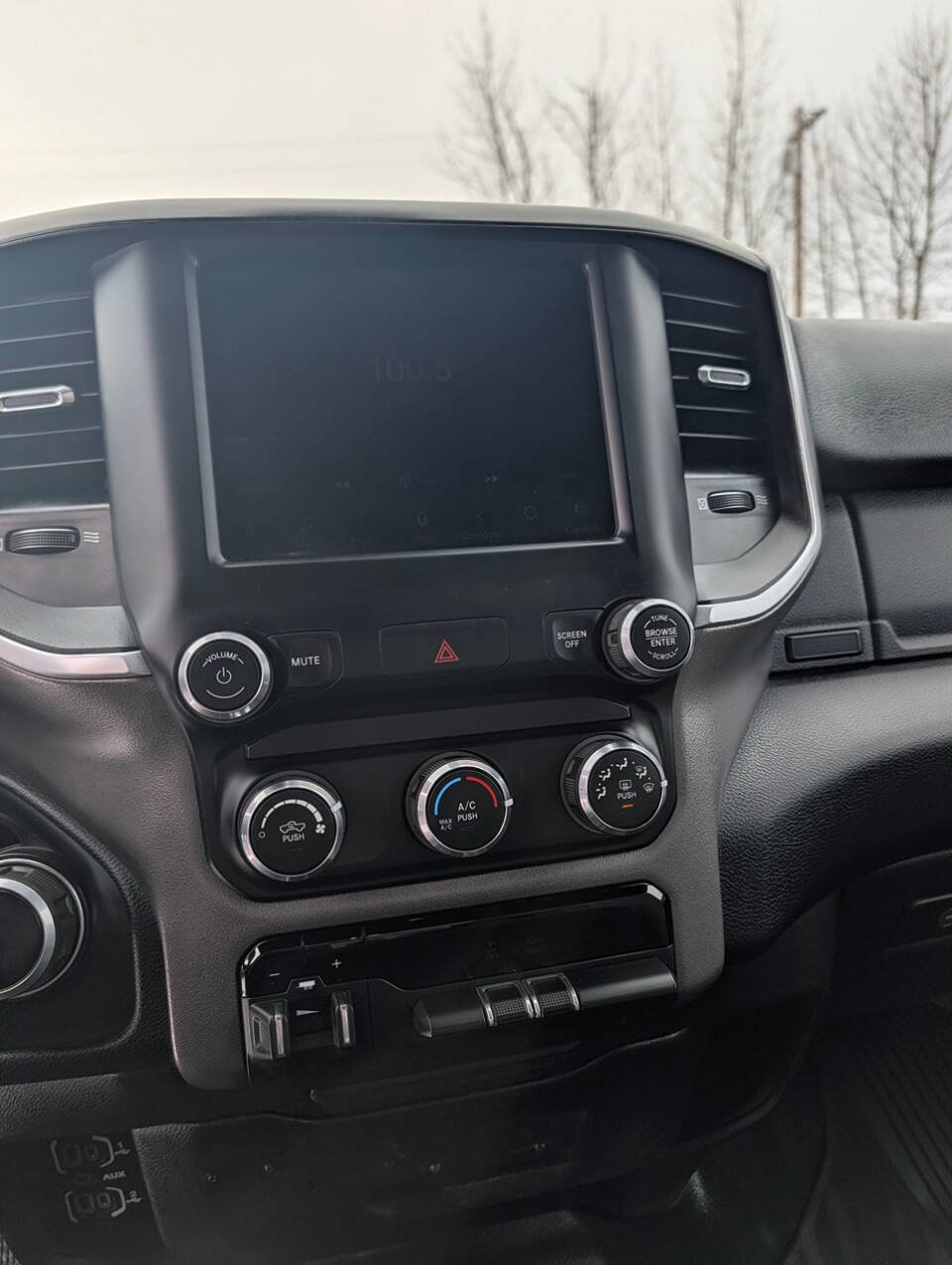 Used 2021 RAM 2500 Big Horn w/ Level 1 Equipment Group image 31