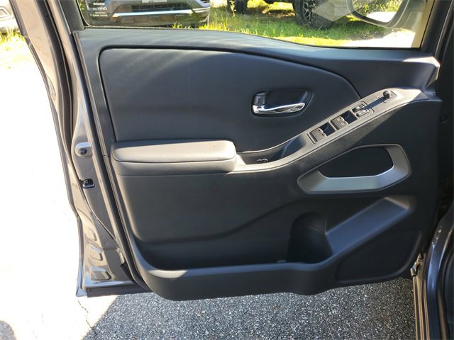 New 2026 Nissan Frontier SV image 5