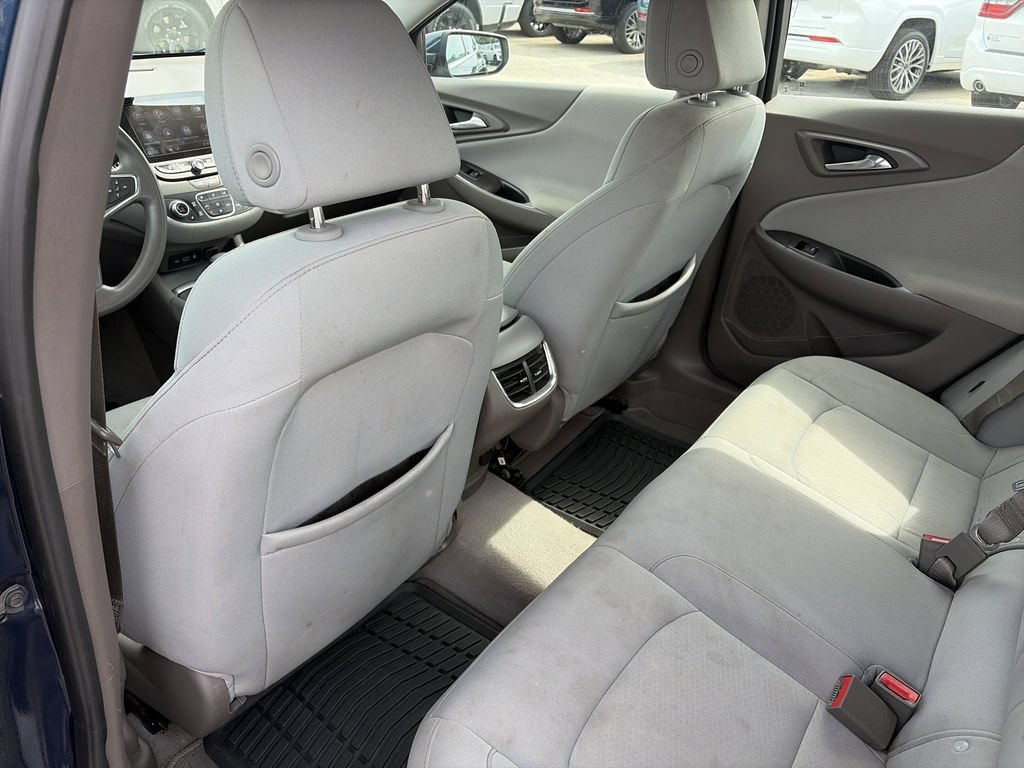Used 2021 Chevrolet Malibu LT FWD image 27