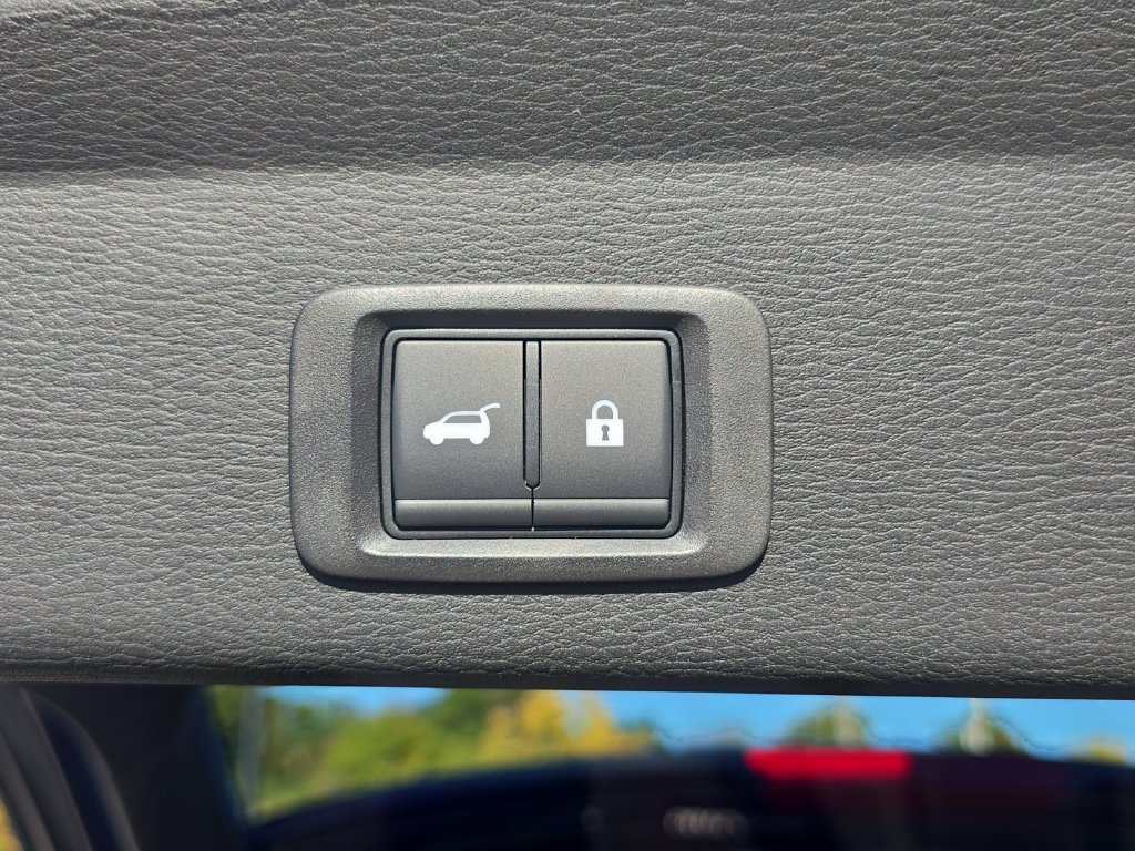 New 2026 Mitsubishi Outlander SE AWD/4WD image 38
