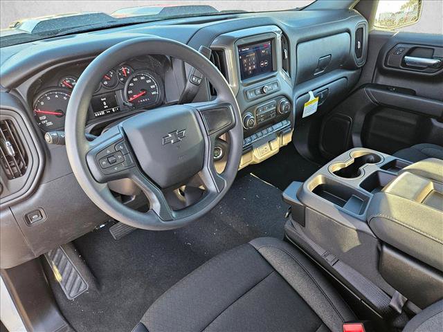 New 2026 Chevrolet Silverado 1500 Custom Trail Boss w/ LPO, Dark Essentials Package AWD/4WD image 3