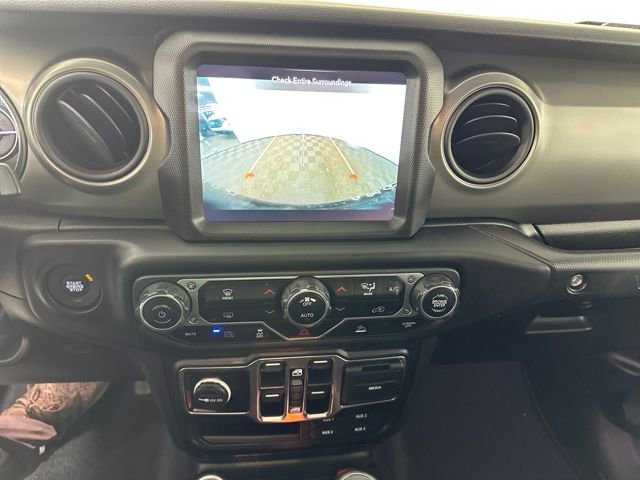 Used 2023 Jeep Wrangler Unlimited image 22