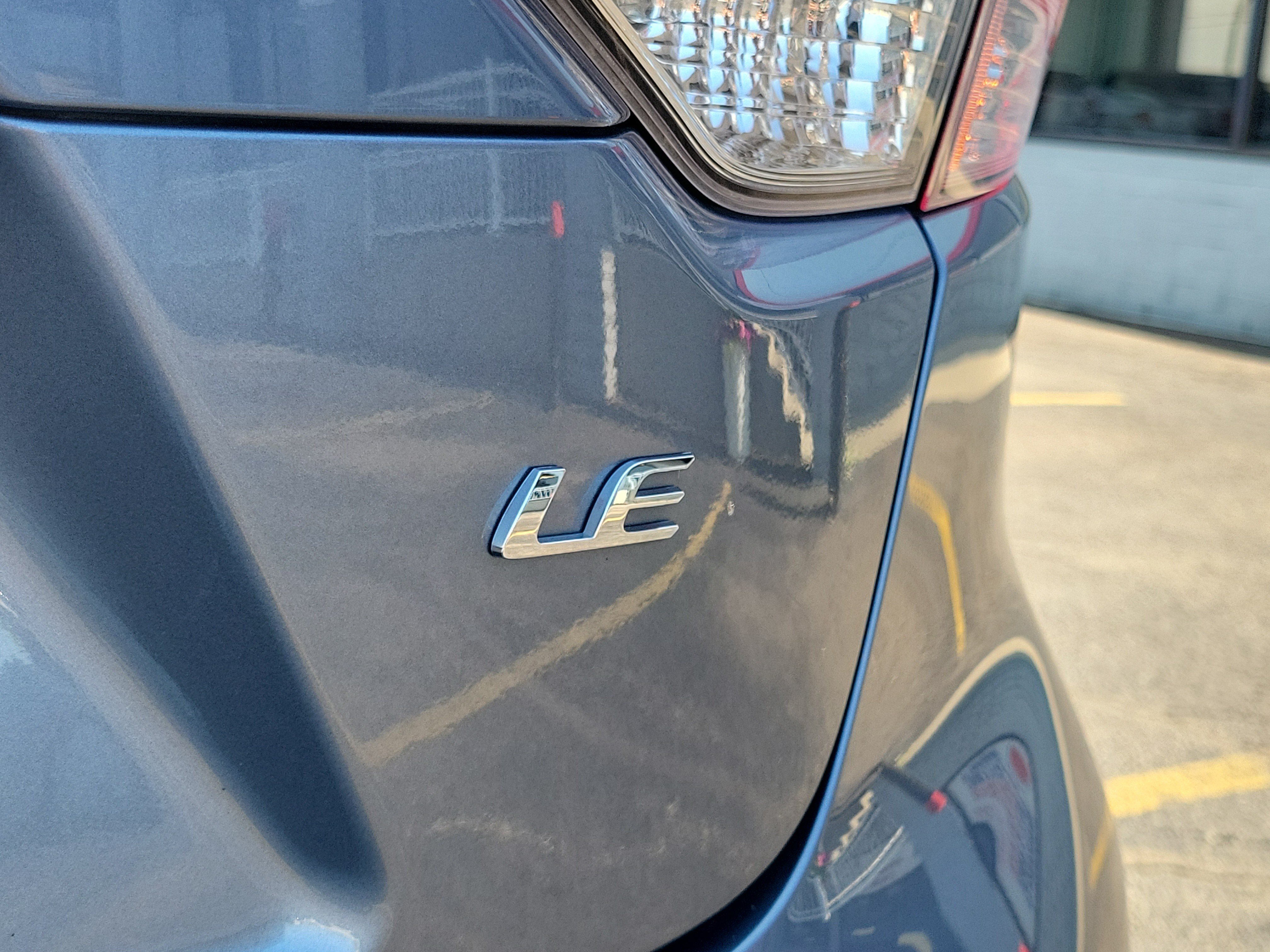 Used 2024 Toyota Corolla LE FWD image 7
